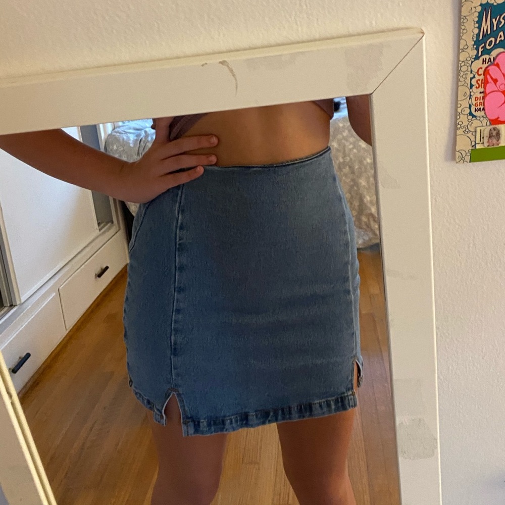 brandy melville jean skirt super cute